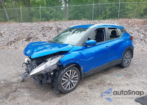 2021 Nissan Kicks Sv Xtronic Cvt z USA, uszkodzony, nr VIN 3N1CP5CV6ML528988